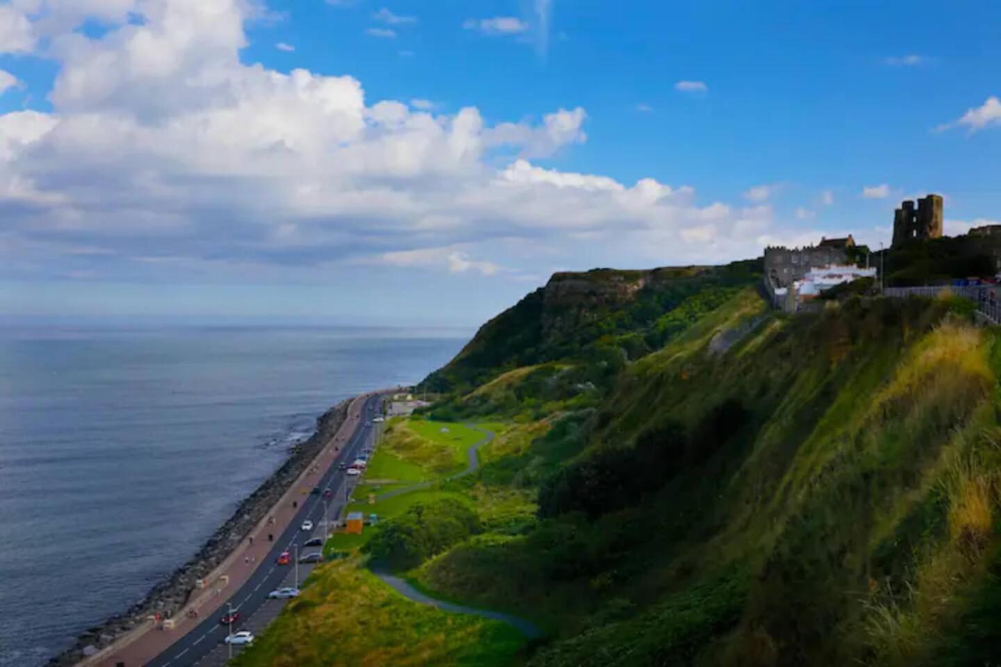 The Court Yard - Fantastic Location! Scarborough