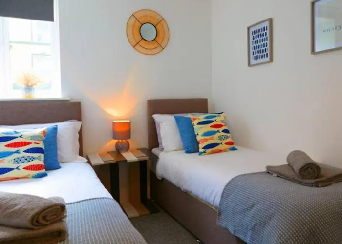 The Courtyard Apartment - Yorkshire Coast Holiday Lets